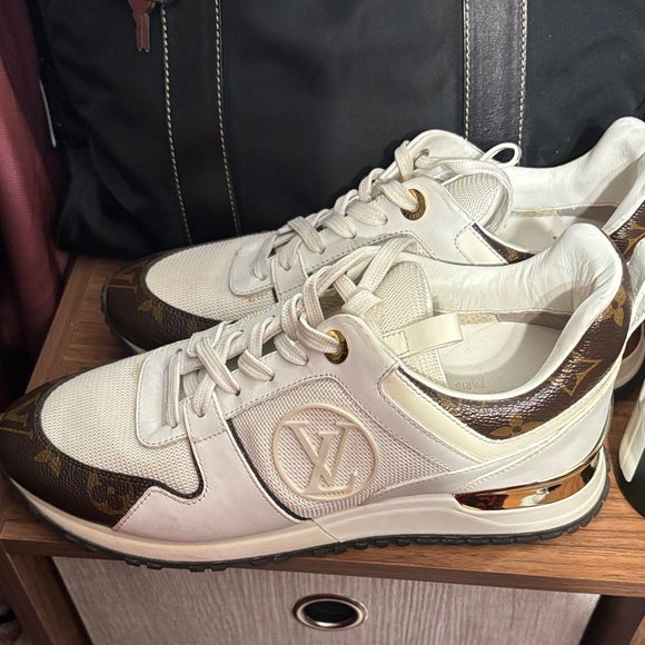 Louis Vuitton White and Brown Athletic Shoes - Picture 2 of 3